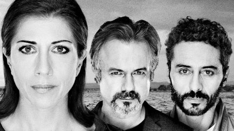 Una parte del reparto de  Tierra de fuego  