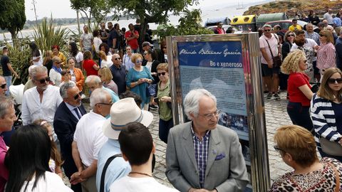 ACTO DEL HOMENAJE A PLACIDO BETANZOS EN EL QUE BAUTIZOCON SU NOMBRE EL PASEO MARITIMO DE PALMEIRA