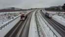 La nieve causa problemas en la red viaria