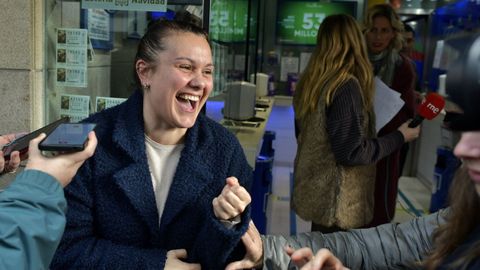 Alegr�a na administraci�n de loter�a de R�a Nova na Coru�a tras ser agraciada cun premio en decembro do 2023