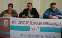 La edila Meit�n, el alcalde, Salgueiro, y el director Carballal, ayer.