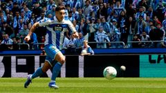 Yeremay,�conducindo o bal�n no partido ante o�Andorra.