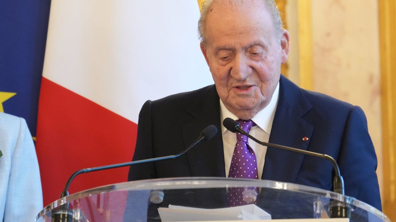 El rey emérito, sobre la situación de la monarquía: «Con el Gobierno actual  las cosas deben ser muy difíciles para mi hijo»