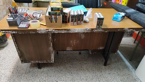 A pesar de las labores de mantenimiento, las deficiencias en el CEIP Pr�cticas resurgen cada curso