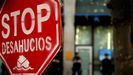 Pancarta contra los desahucios