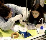 El curso se desarrollar� en el equipado laboratorio de la Domus
