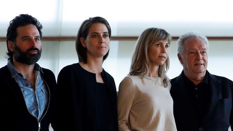 El equipo de �Llueven p�jaros�