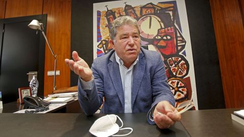 O alcalde de Pontevedra, Miguel Anxo Fernández Lores (BNG), este mércoles, no seu despacho do Concello