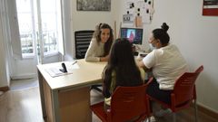 Irene Rivera en su oficina