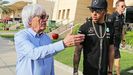 Bernie Ecclestone y Lewis Hamilton.Bernie Ecclestone y Lewis Hamilton