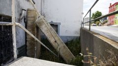 A comienzos de julio aparecieron bloqueadas con grandes bloques de hormig�n las entradas de la vivienda que hab�a sido okupada en mayo