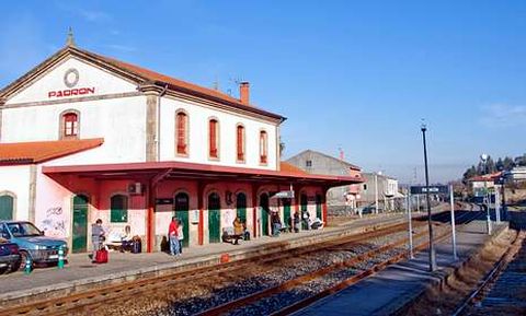 El apeadero de A Matanza (en foto de archivo) queda a menos de un kilmetro del casco urbano.