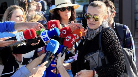 La medallista ol�mpica de Taekwondo Coral Bistuer, amiga de la esquiadora