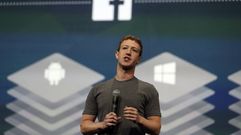 Mark Zuckerberg y su inseparable camiseta gris