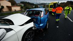 Accidente en autopista AP-9 o burgo direccion entrada en Coru�a. Colisi�n m�ltiple 