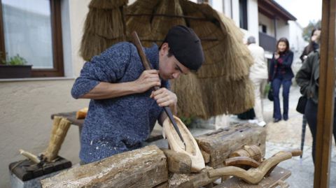 Raigame volveu ateigar de xente Vilanova dos Infantes.Raigame � a oportunidade perfecta para descubrir oficios tradicionais.