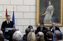 Ruiz-Gallard�n con el presidente del Tribunal Supremo, Carlos Lesmes y el fiscal general del Estado, Eduardo Torres-Dulce, durante el acto de presentaci�n del Libro Blanco de la Justicia. 