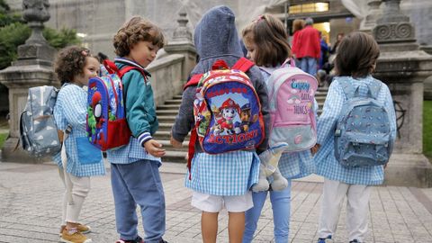 300.000 alumnos gallegos empiezan hoy el curso. 