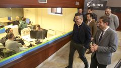 El director de la C�mara con el conselleiro, en primera l�nea, en la zona del Polo de Emprendemento