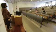 Los estudiantes de la UDC recuperan la docencia presencial