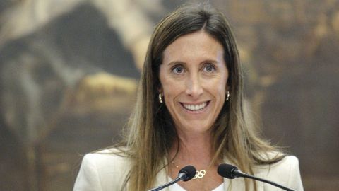 La vicealcaldesa de Gij�n, �ngela Pumariega