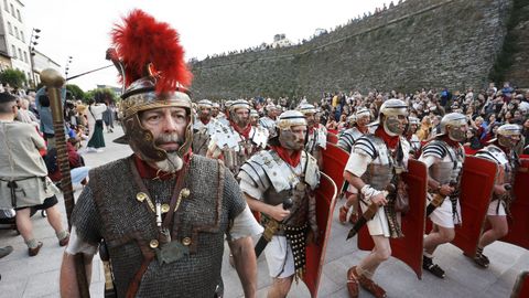 Tropas romanas en el desfile del Arde Lucus
