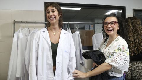 María Tarín Figueruelo, izquierda, y Carmen Fernández, derecha, son las nuevas residentes de ginecología