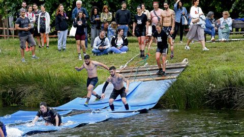 Pruebas de la Gladiator Race en la isla de las esculturas de Pontevedra