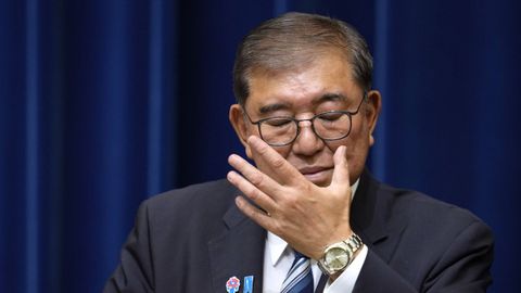 Shigeru Ishiba, durante su comparecencia