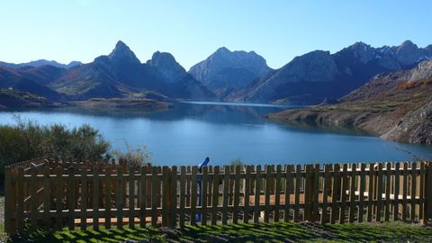 Embalse de Ria�o, en Le�n