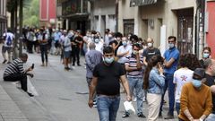 Bares cerrados en la calle de Etxezarreta de Ordicia