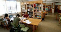 El Concello efectuar� obras m�nimas en la biblioteca, situada en el vetusto edificio de usos m�ltiples.