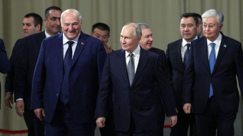 Lukashenko y Putin, el pasado diciembre en la cumbre econmica euroasitica.