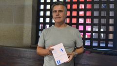 El profesor de Belas Artes Carlos Tejo coordin� el proyecto que desemboc� en la publicaci�n
