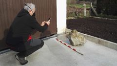 El capitel, de la �poca tardorromana, fue recuperado en una huerta de una casa particular del municipio de Valga