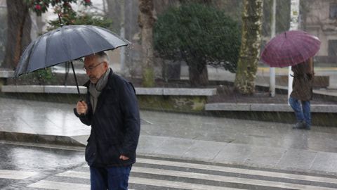 Temporal de lluvia, mar y viento en A Coru�a