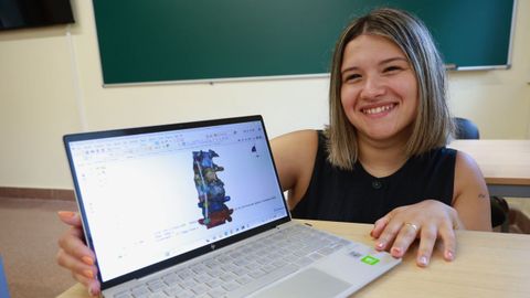 Clara se llev� una matr�cula de honor en su TFG, centrado en una simulaci�n virtual de una operaci�n de escoliosis adolescente
