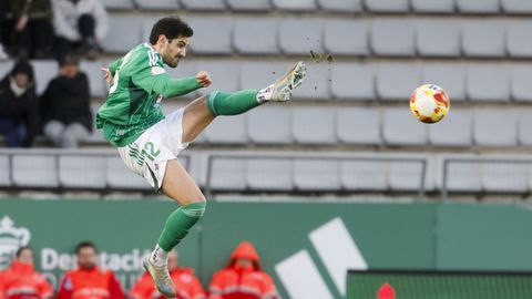 Chema es un ejemplo de la busca de experiencia y veteran�a por parte del entrenador del Racing. 