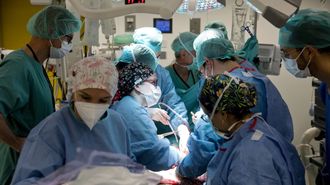 Imagen de archivo de un trasplante de coraz�n en el Hospital de A Coru�a