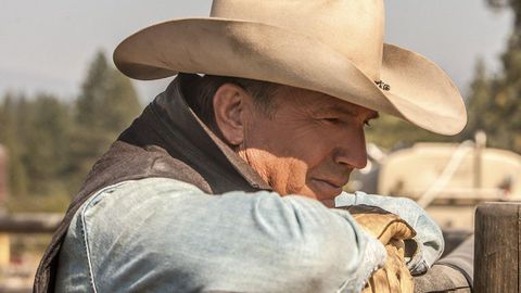 Kevin Costner en un fotograma extra�do de la serie.