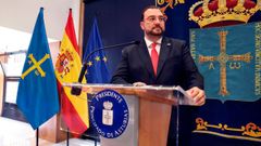 Adrián Barbón