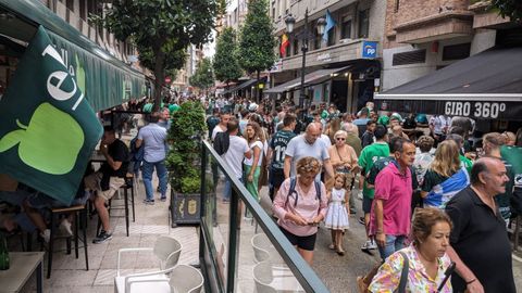 Previa racinguista en la calle Manuel Pedregal.