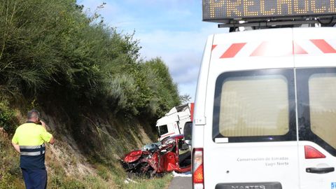 Accidente en la LU-530, en la carretera que conecta Lugo y A Fonsagrada