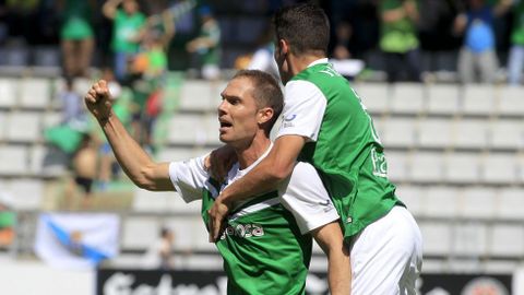 Nano Macedo marc� el 1-0 de la ida en Ferrol