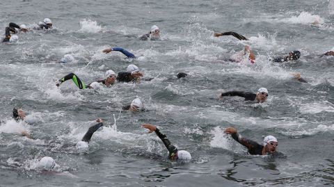 Pruebas de H�rcules XTRM en la playa de San Amaro y Adormideras