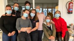 El grupo de trabajadores de Cabomar que participa en el curso de deshabituaci�n tab�quica 