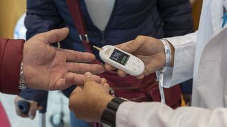 Imagen de archivo de un control de glucemia. 