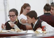 La Festa da Ameixa arranca hoy con las degustaciones en la praza da Granxa de Campelo. 