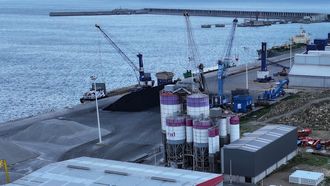 Instalaciones de Cementos Carral en Langosteira