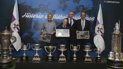 La entrega de insignias del Deportivo